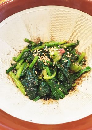 ほうれん草の白黒両方使う胡麻和え-レシピのメイン写真