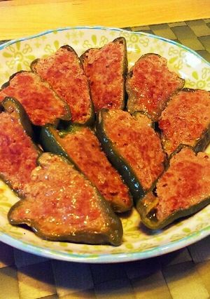 お酒にも合う??甘くないピーマンの肉詰め-レシピのメイン写真