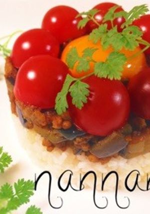 なすと豚ひき肉のドライカレー♡トマト盛り-レシピのメイン写真