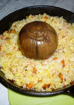 玉ねぎの丸ごと漬け載せパラパラ炒飯-レシピのメイン写真
