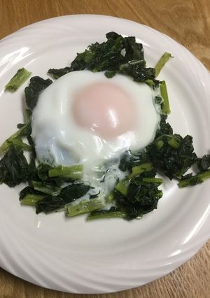 大根葉の巣ごもり卵-レシピのメイン写真