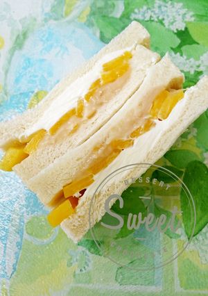 餡とフルーツのクリームチーズサンド-レシピのメイン写真