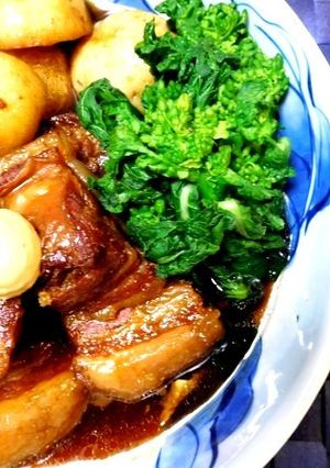 じっくり煮込んだ豚の角煮と新じゃが-レシピのメイン写真