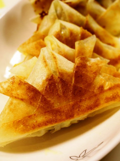 兜★チーズギョーザ風春巻き★子どもの日に-レシピのメイン写真