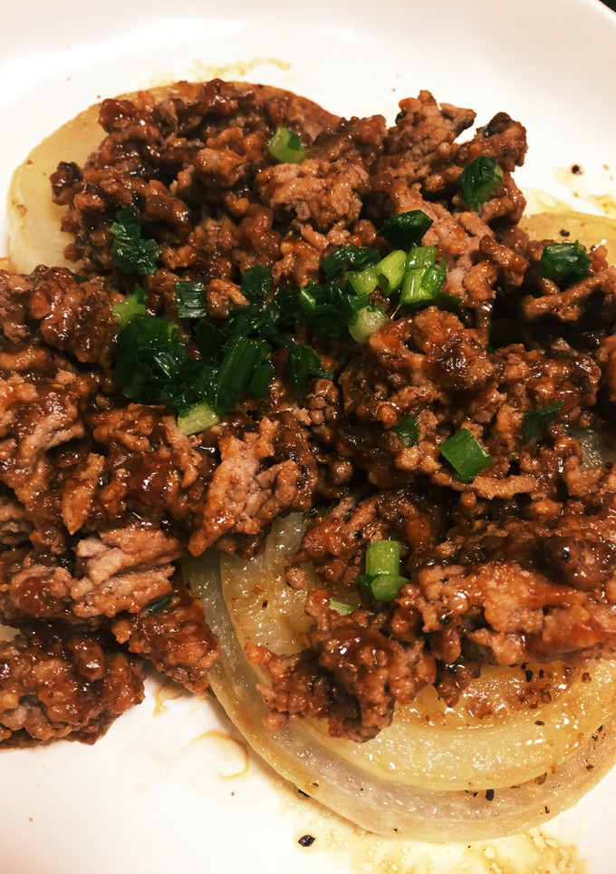 簡単・定番☆新玉ねぎの肉味噌がけ-レシピのメイン写真