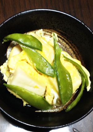 我が家の初採れ絹さやと高野豆腐の卵とじ♪-レシピのメイン写真