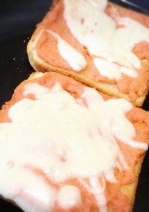 超簡単美味しい！明太マヨチーズトースト-レシピのメイン写真