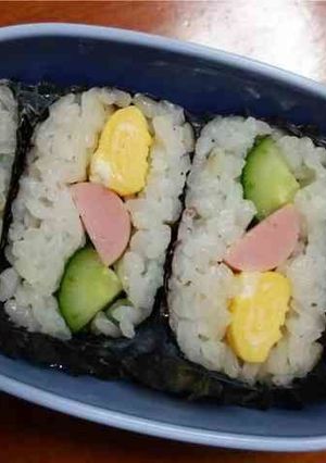 ミニおにぎらず de こいのぼり☆弁当-レシピのメイン写真