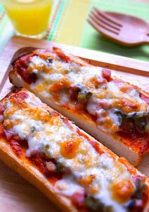どこを食べてもホットドッグスティックパン-レシピのメイン写真