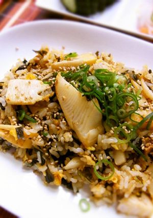 たけのことワカメで若竹炒飯-レシピのメイン写真