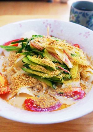 簡単！梅〜豆乳胡麻ダレ 蕎麦うどんと♩-レシピのメイン写真