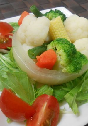 ♪まるごと玉ねぎのホットサラダ♡-レシピのメイン写真
