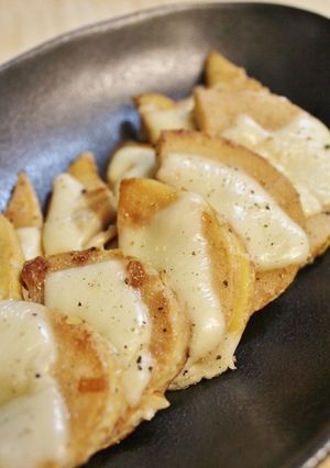 朝夕弁当に♪醤油麹で旬な筍のチーズ焼き-レシピのメイン写真
