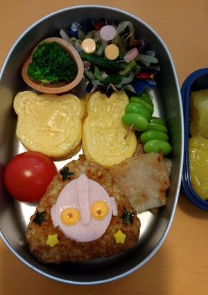 ウルトラマンジャックとしまじろうキャラ弁-レシピのメイン写真