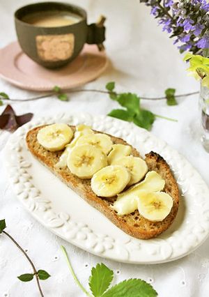 朝飯、おやつにバナナカマンベールトースト-レシピのメイン写真