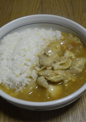 レモン塩チキンのトマト入り給食風カレー　-レシピのメイン写真