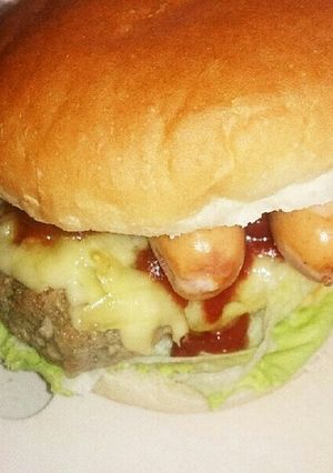 ごてもり！ハンバーグ&ウィンナーバーガー-レシピのメイン写真