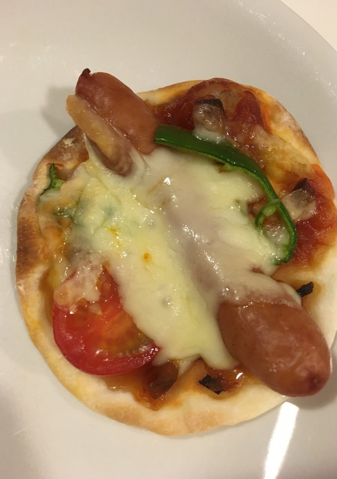 餃子の皮で簡単ピザ-レシピのメイン写真