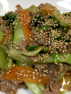 簡単‼牛肉とチンゲン菜の炒め物-レシピのメイン写真