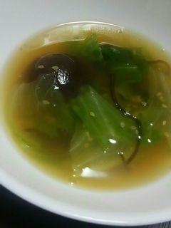 簡単おいしい!レタスと椎茸のスープ-レシピのメイン写真