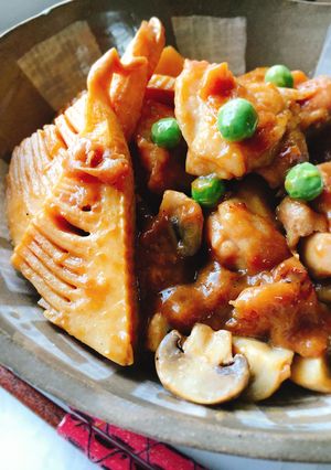 お砂糖味醂なし！鶏肉とたけのこの梅煮-レシピのメイン写真