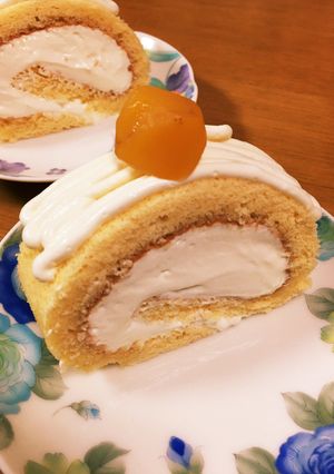クリームチーズ ロールケーキ-レシピのメイン写真