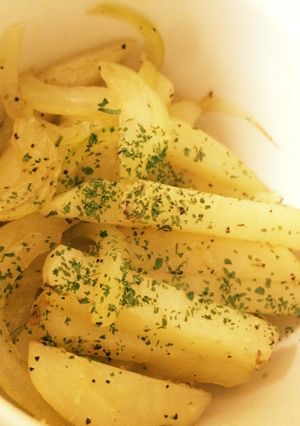 【簡単】じゃがいもと玉ねぎのバターソテー-レシピのメイン写真