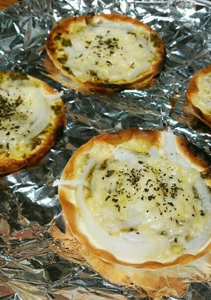 ｼﾞｪﾉﾍﾞｰｾﾞの餃子の皮ピザ-レシピのメイン写真