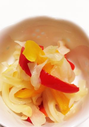 彩り鮮やか！新玉ねぎの甘酢漬け-レシピのメイン写真