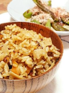 ストウブで炊き込みご飯☆-レシピのメイン写真