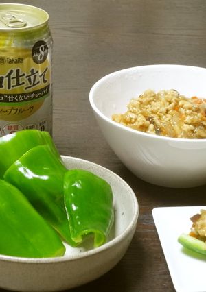 生ピーマン in 鶏そぼろ-レシピのメイン写真