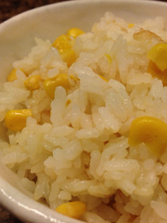 炊飯器で甘みたっぷりコーンご飯♪-レシピのメイン写真