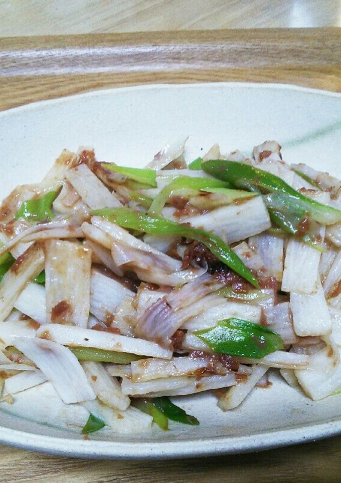 山芋とネギの梅肉炒め-レシピのメイン写真