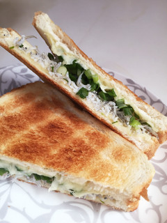朝食ランチ しらすチーズのトーストサンド-レシピのメイン写真