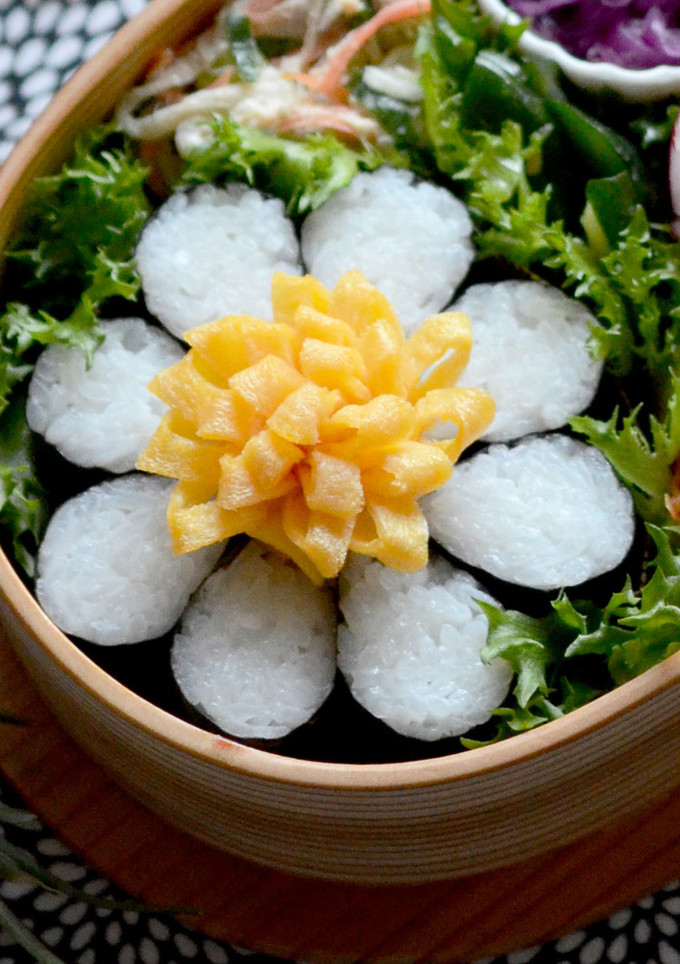 海苔巻かず◎お花型ご飯◎お弁当に♪-レシピのメイン写真