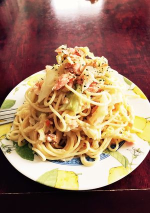 春キャベツと鮭のクリームパスタ-レシピのメイン写真
