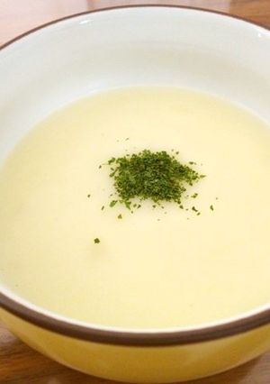 手むきじゃがいもで♪濃厚ポテトポタージュ-レシピのメイン写真
