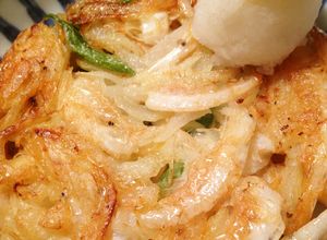 白海老と新玉ねぎのフライパンかき揚げ-レシピのメイン写真