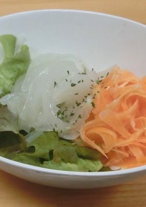 新玉ねぎとにんじんの２色サラダ-レシピのメイン写真