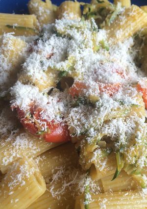 ズッキーニとトマトのパスタ-レシピのメイン写真