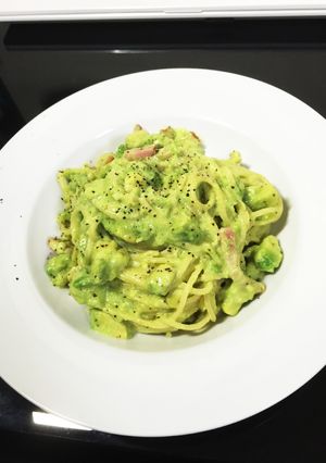 おしゃれなアボカドクリームパスタ-レシピのメイン写真
