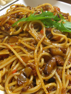 美味しい!ナスと挽肉のケチャップ味パスタ-レシピのメイン写真