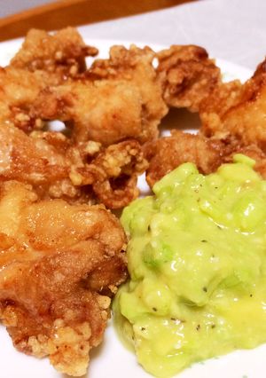 唐揚げのアボカドタルタルソースがけ-レシピのメイン写真