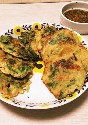 大量消費に！三つ葉のチヂミ モチモチ！-レシピのメイン写真
