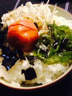 ★しらすと梅とめかぶでさっぱり♩ごはん★-レシピのメイン写真