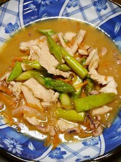 簡単!アスパラチキンの塩辛ワイン煮-レシピのメイン写真