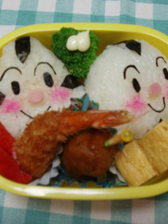 おむすびまん弁当・キャラ弁-レシピのメイン写真