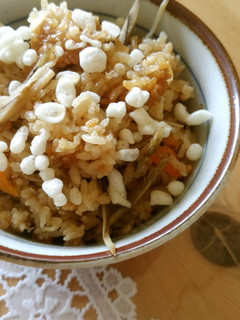 ごま油香るごぼうの炊き込みご飯-レシピのメイン写真