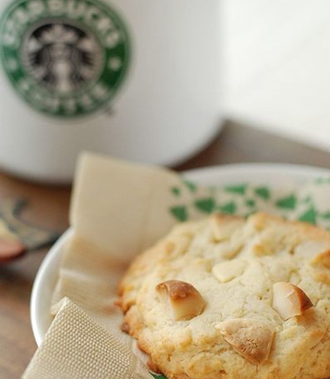 ホワイトマカダミアクッキー様 中評価】スターバックス ホワイトチョコレートチャンク