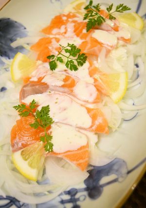 トロサーモンのヨーグルトソースサラダ-レシピのメイン写真